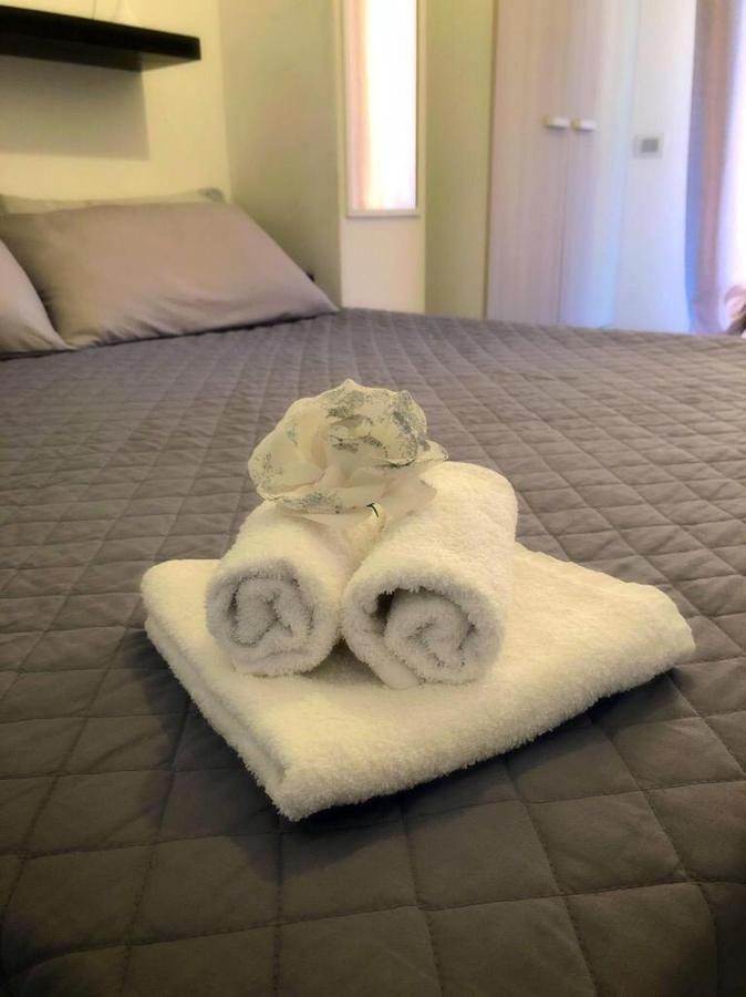 Via Torino Hotel Olbia Buitenkant foto